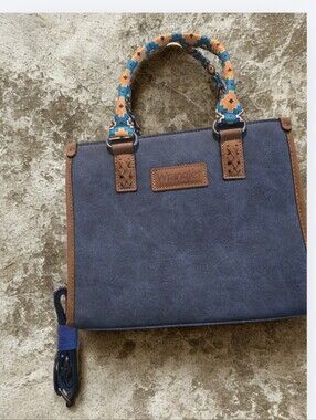 🔥 Wrangler Blue Canvas Tote Bag with Patterned Handles